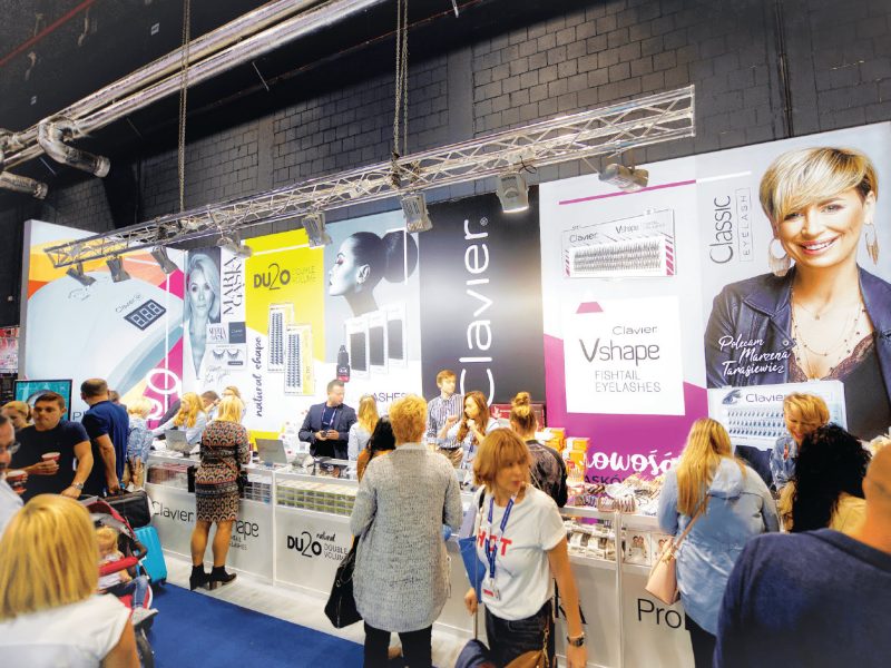 kaseton tekstylny LED targi beauty forum ptak expo nadarzyn warszawa budowa stoisk wystawowych targowych branża beauty estetyczna clavier