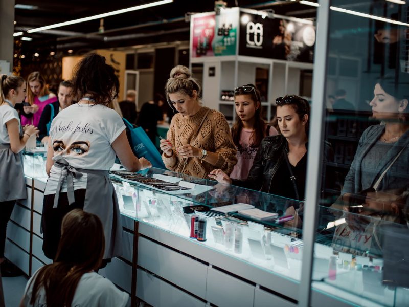 stand360 - Budujemy stoiska, które sprzedają