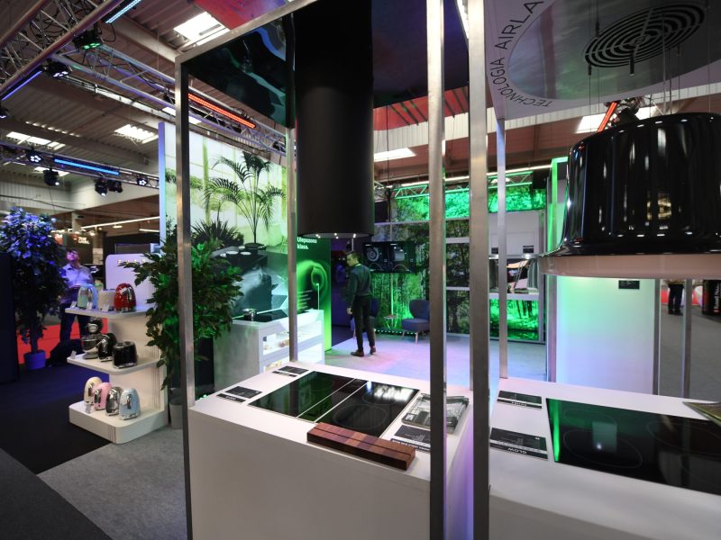 stand360 - Budujemy stoiska, które sprzedają