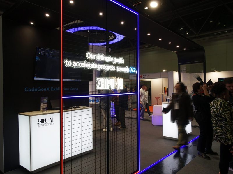 konstrukcja stalowa metalowa aluminiowa led ledowa neon targi stoiska targowe wyposażenie drukarnia polska niemcy