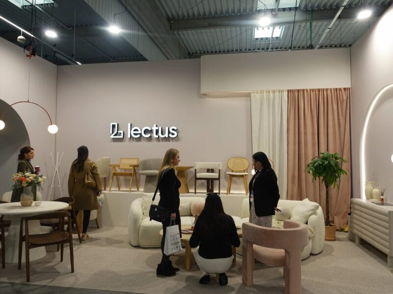 stand360 - Budujemy stoiska, które sprzedają